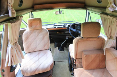 VW T25 Holdswoth Vision Front Seats